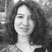 Iveciz Angela, Beratungszentrum - Leitung